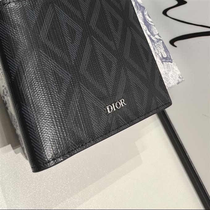 2025228Y 180P182140345